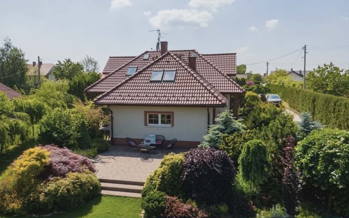 Dom 6 pokojowe na Sprzedaż