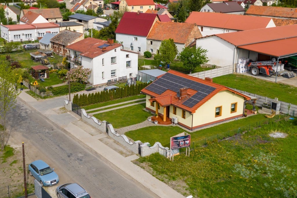 Dom 4 pokojowe na Sprzedaż