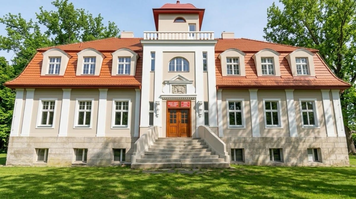 Lokal użytkowy  pokojowe na Sprzedaż