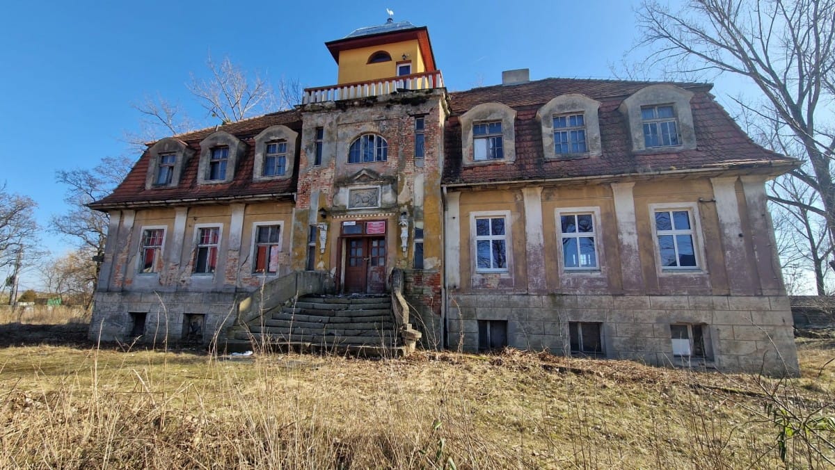 Lokal użytkowy  pokojowe na Sprzedaż