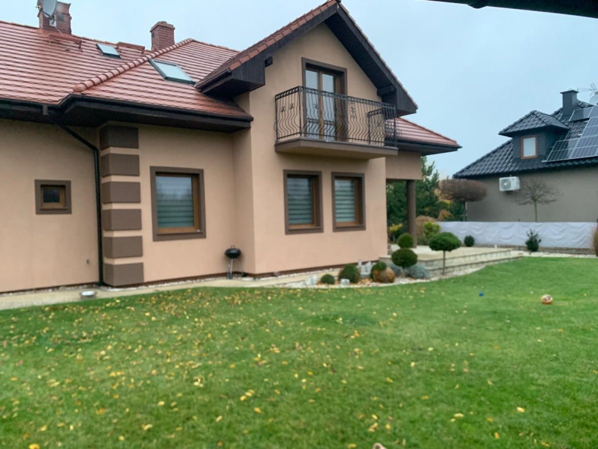 Dom 5 pokojowe na Sprzedaż