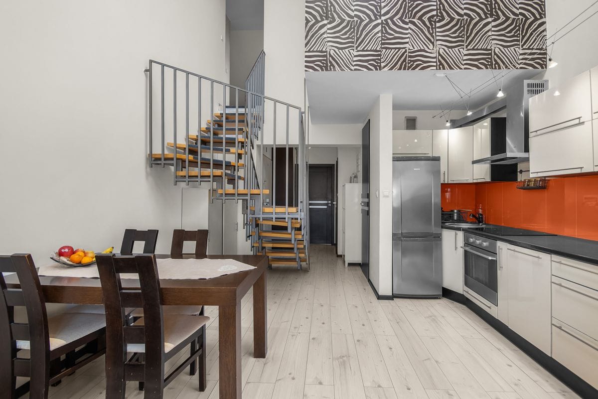 Mieszkanie 4 pokojowe na Sprzedaż