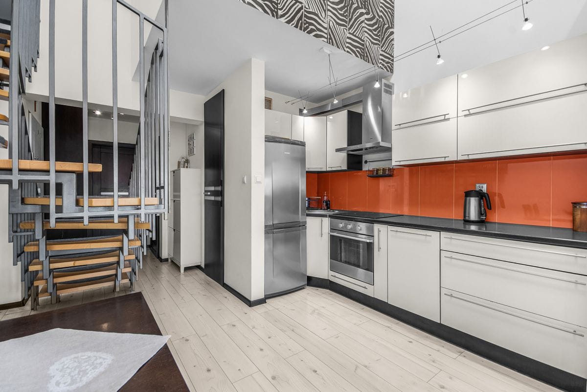 Mieszkanie 4 pokojowe na Sprzedaż