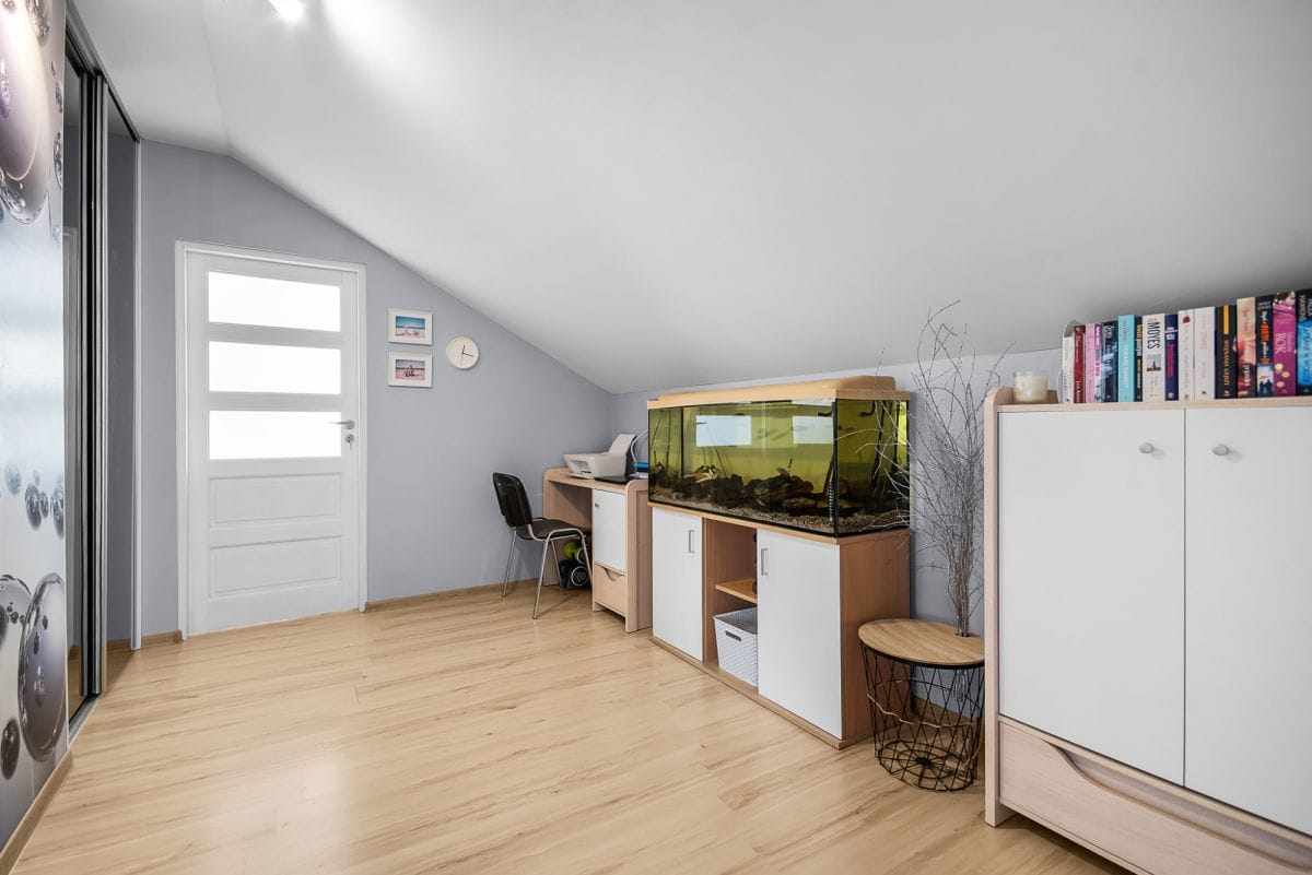 Mieszkanie 4 pokojowe na Sprzedaż