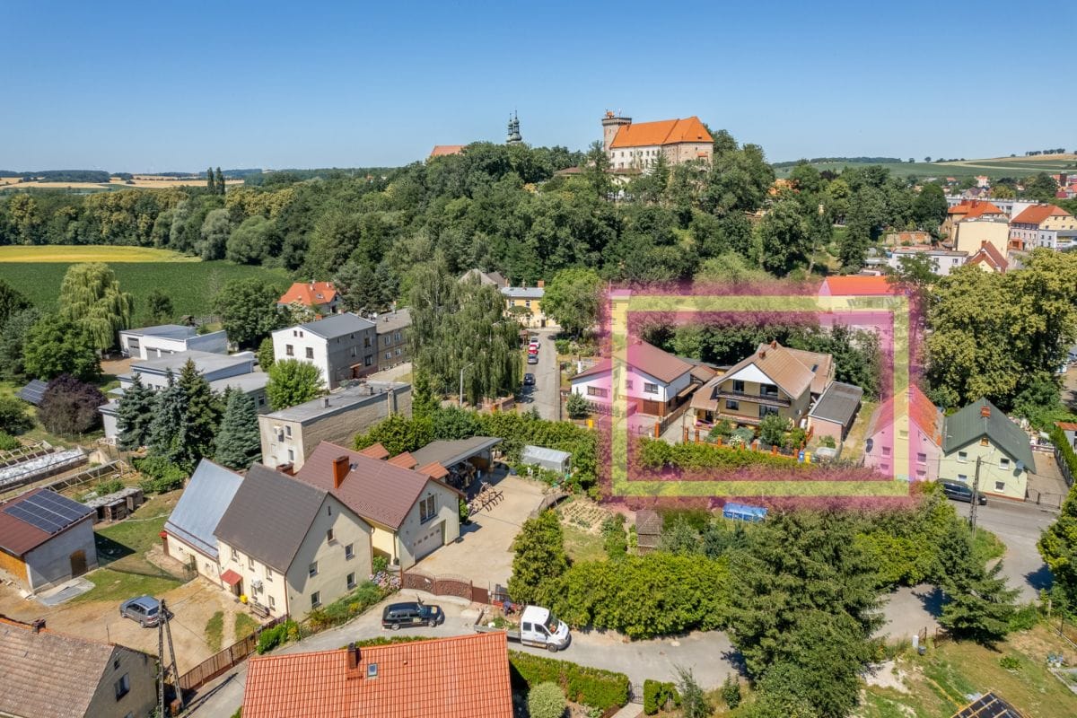 Dom 5 pokojowe na Sprzedaż