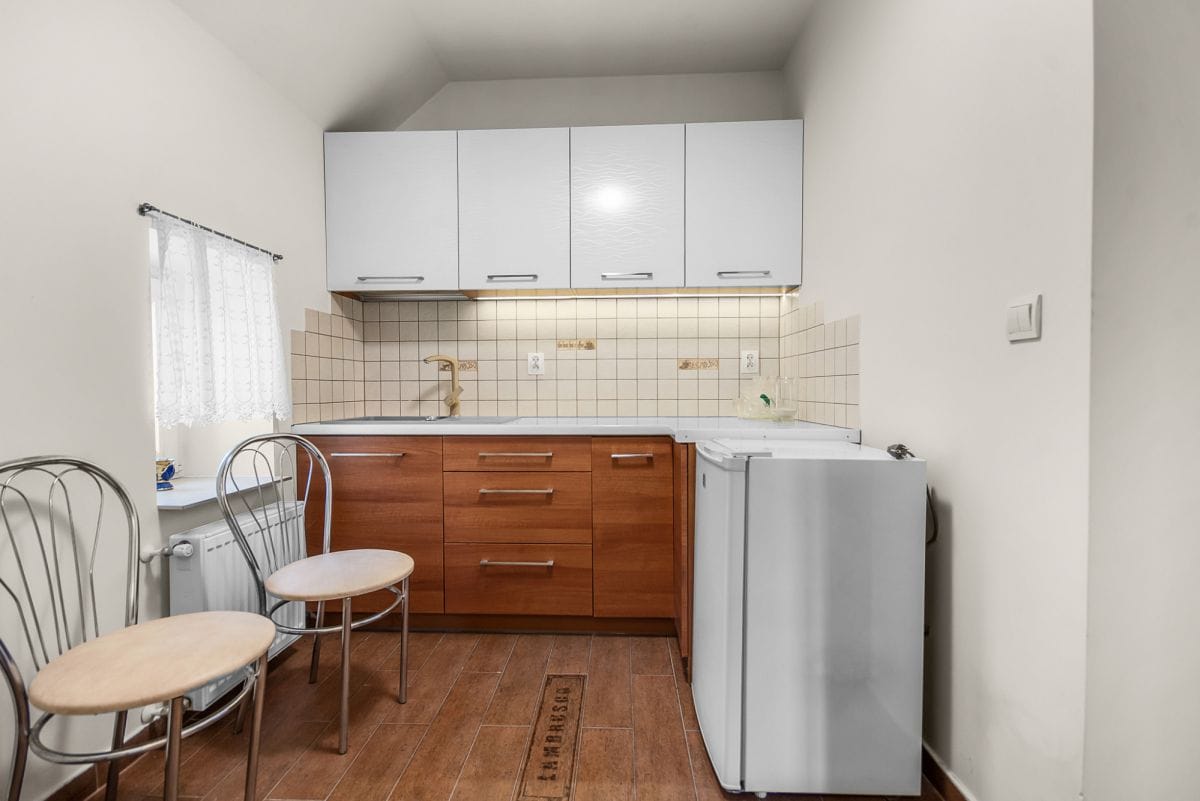 Dom 4 pokojowe na Sprzedaż