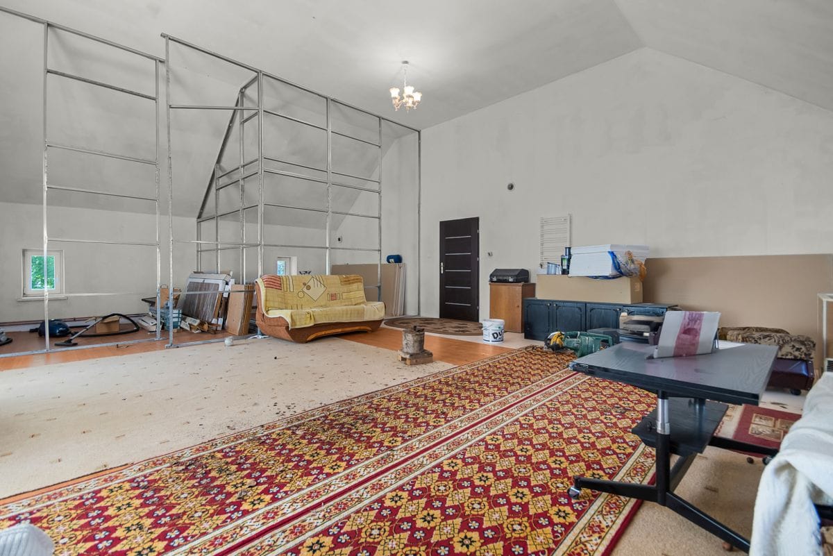 Dom 4 pokojowe na Sprzedaż