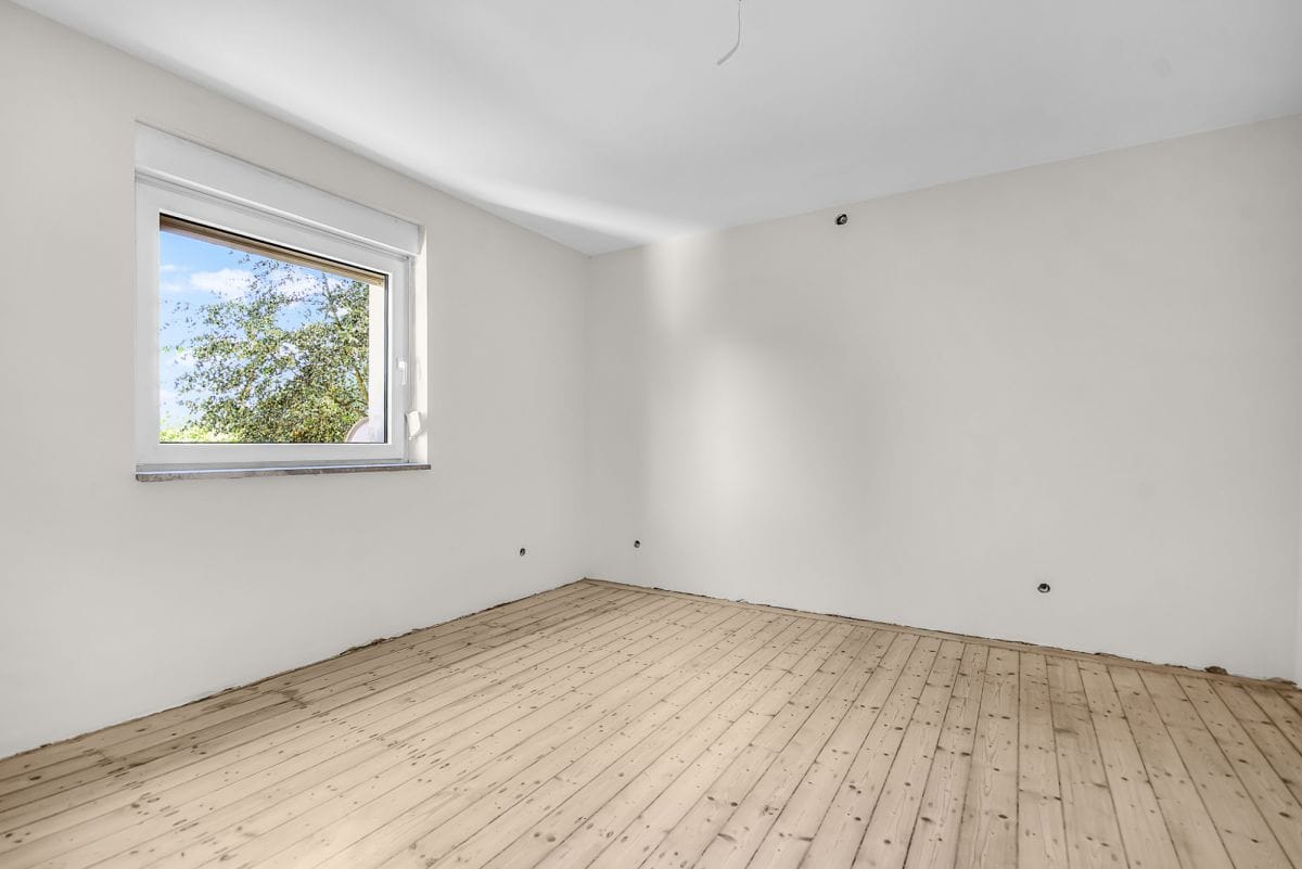 Dom 6 pokojowe na Sprzedaż