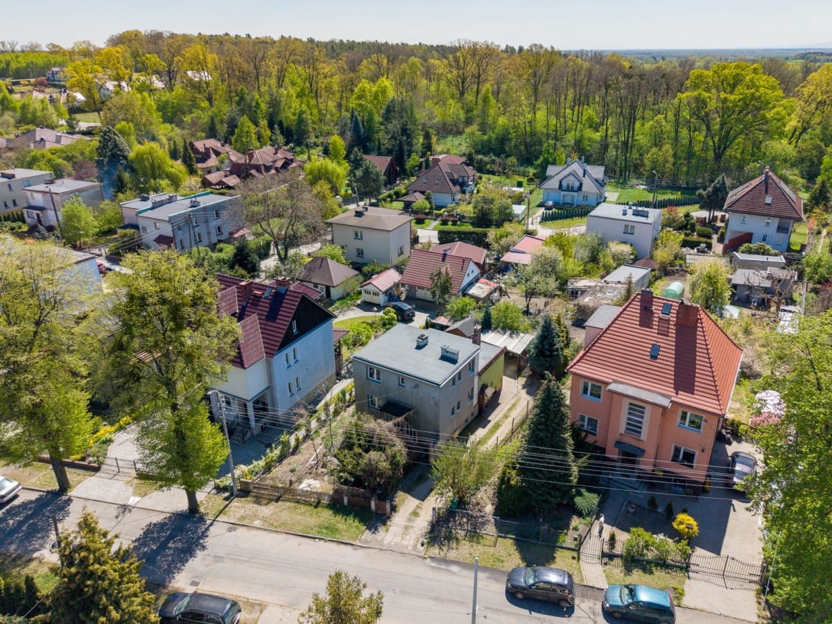 Dom 4 pokojowe na Sprzedaż