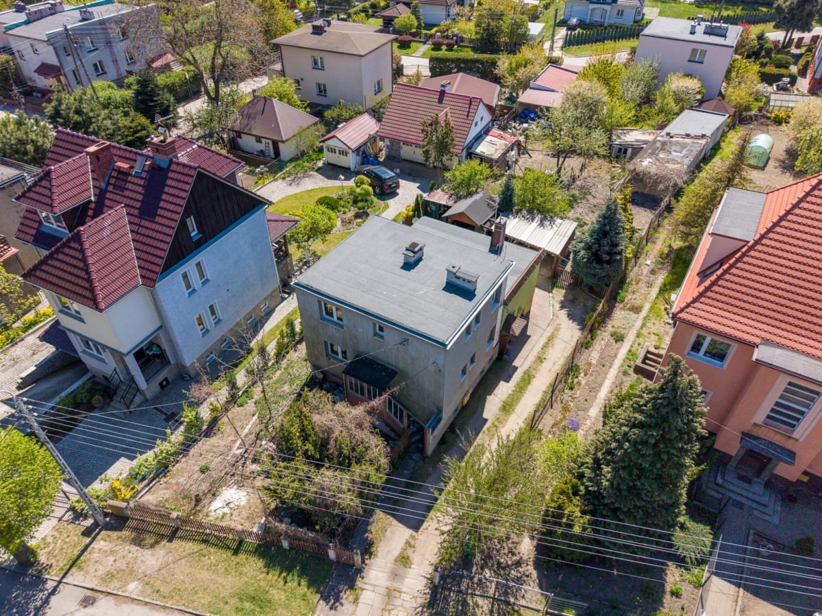 Dom 4 pokojowe na Sprzedaż