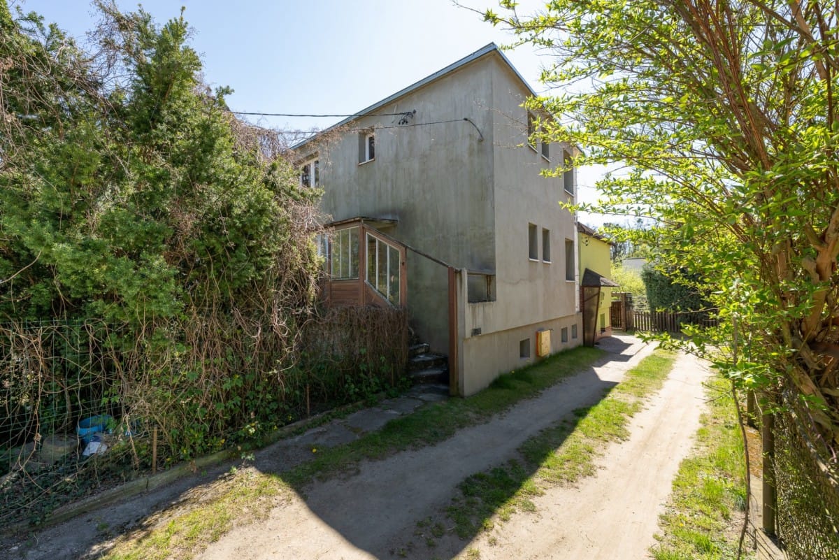 Dom 4 pokojowe na Sprzedaż