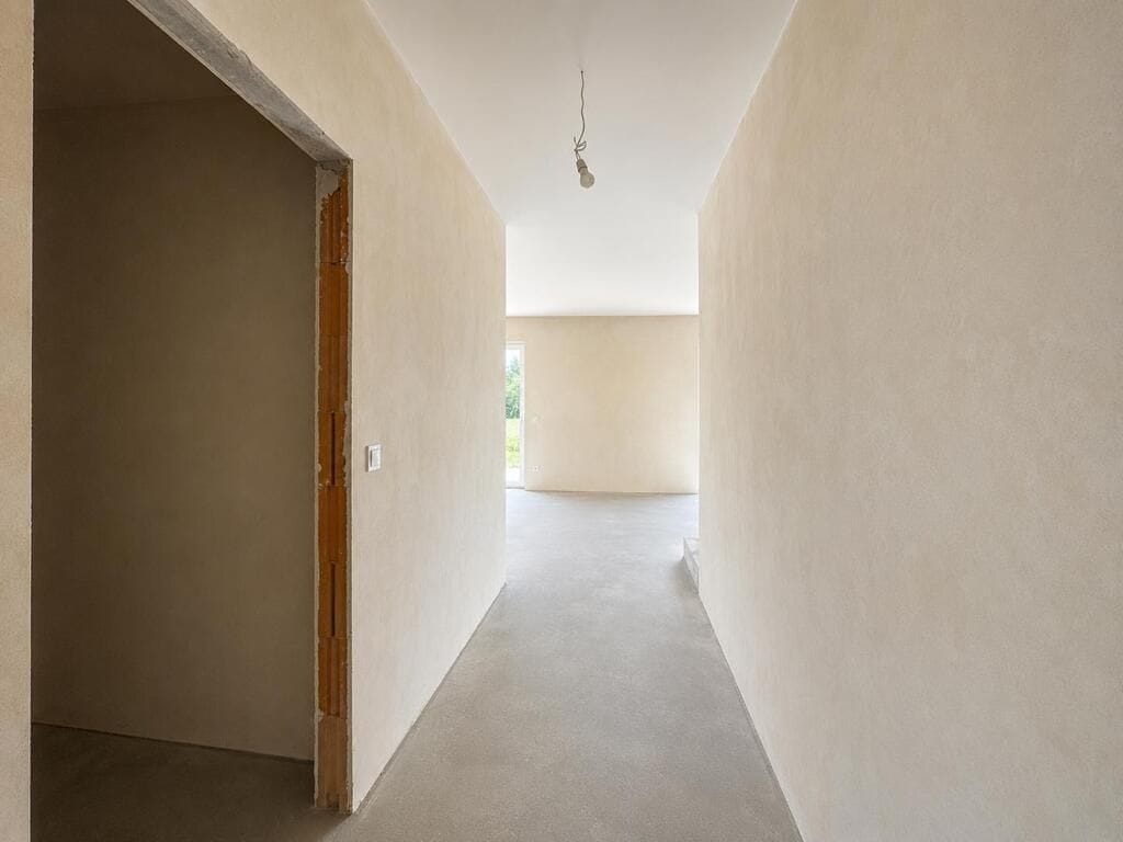 Dom 5 pokojowe na Sprzedaż