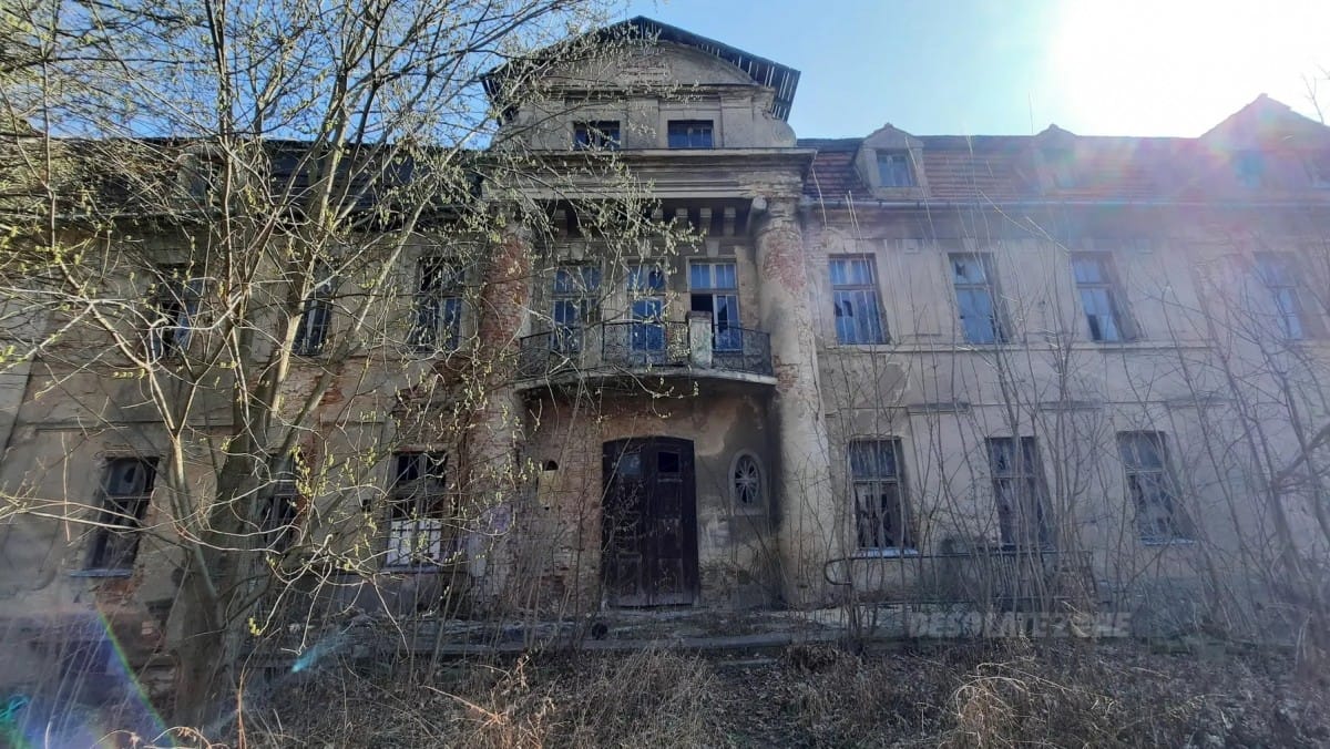 Lokal użytkowy  pokojowe na Sprzedaż