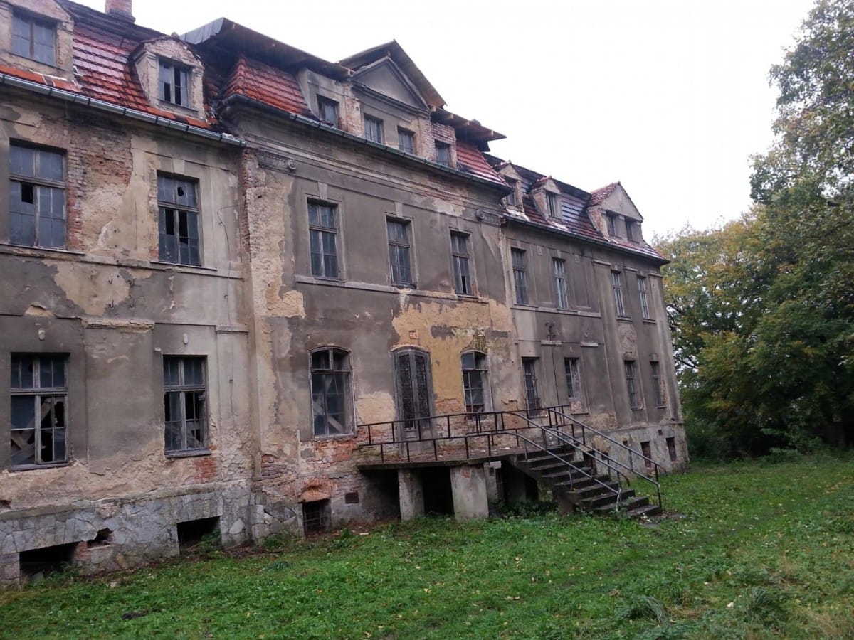 Lokal użytkowy  pokojowe na Sprzedaż