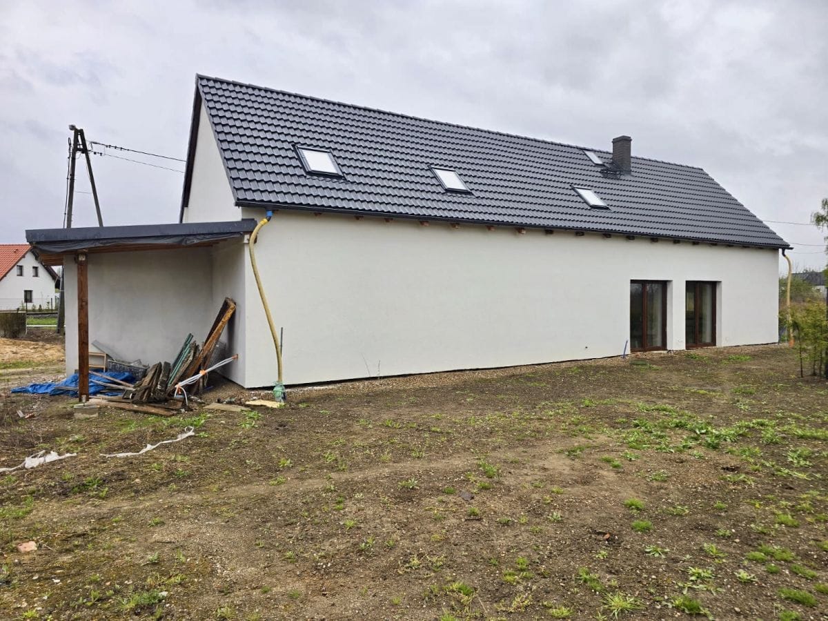 Dom 4 pokojowe na Sprzedaż