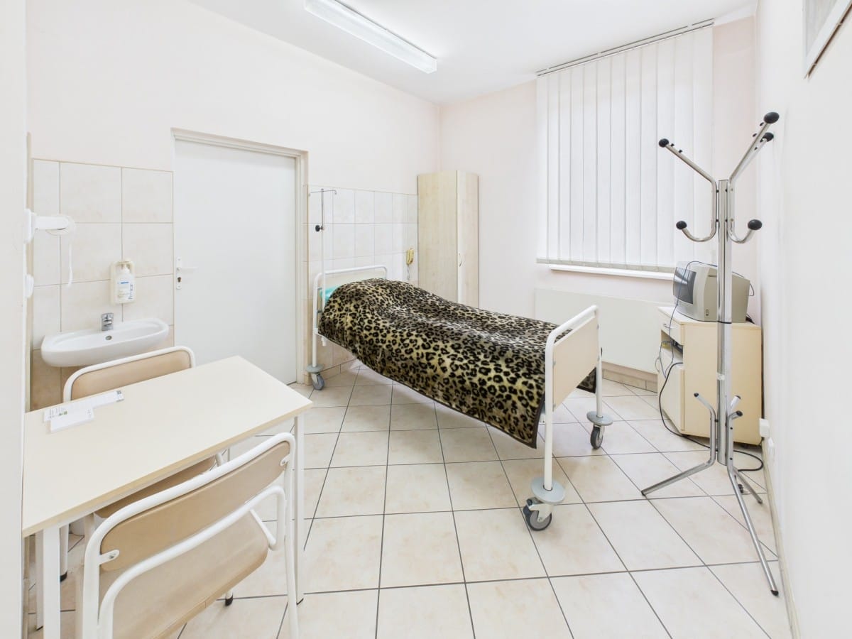 Lokal użytkowy  pokojowe na Sprzedaż