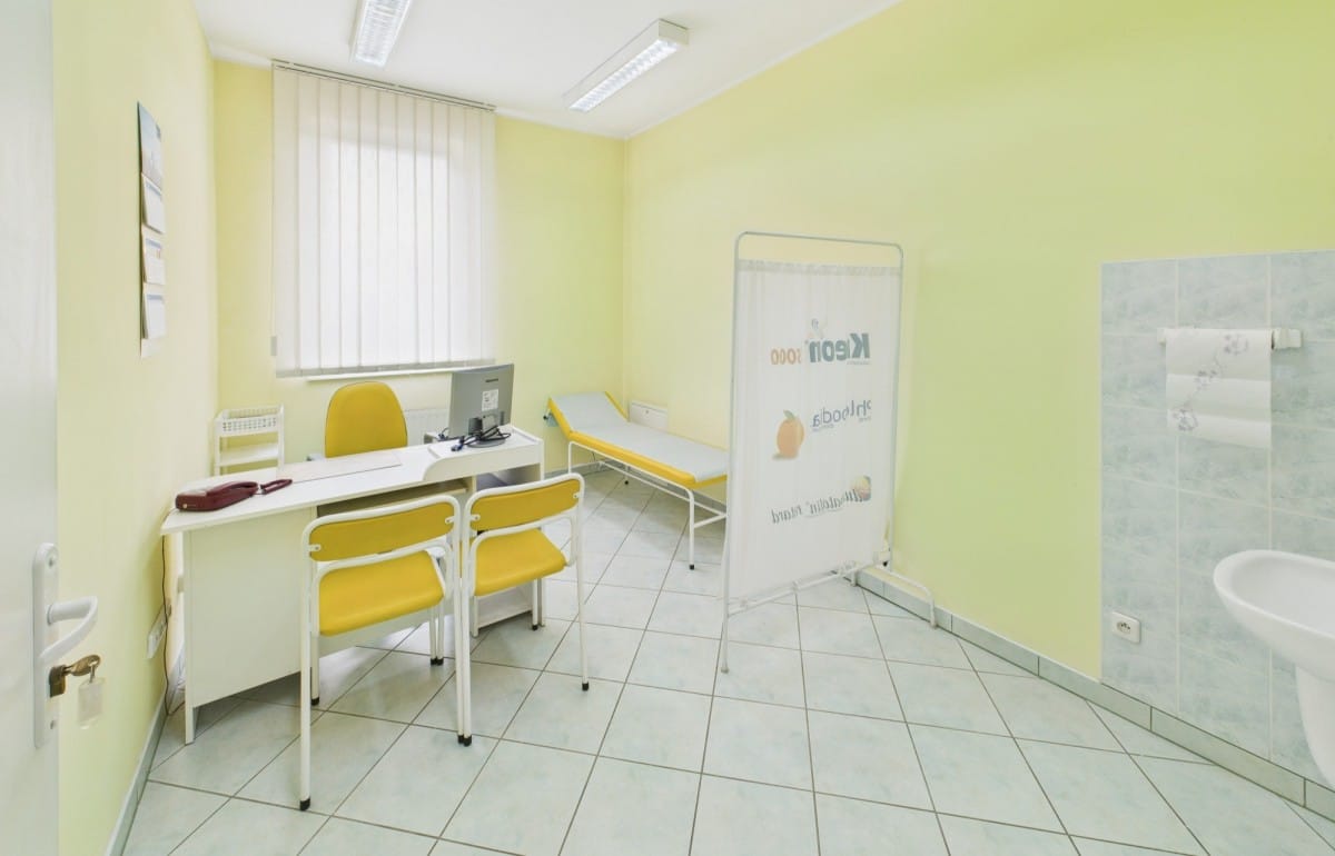 Lokal użytkowy  pokojowe na Sprzedaż