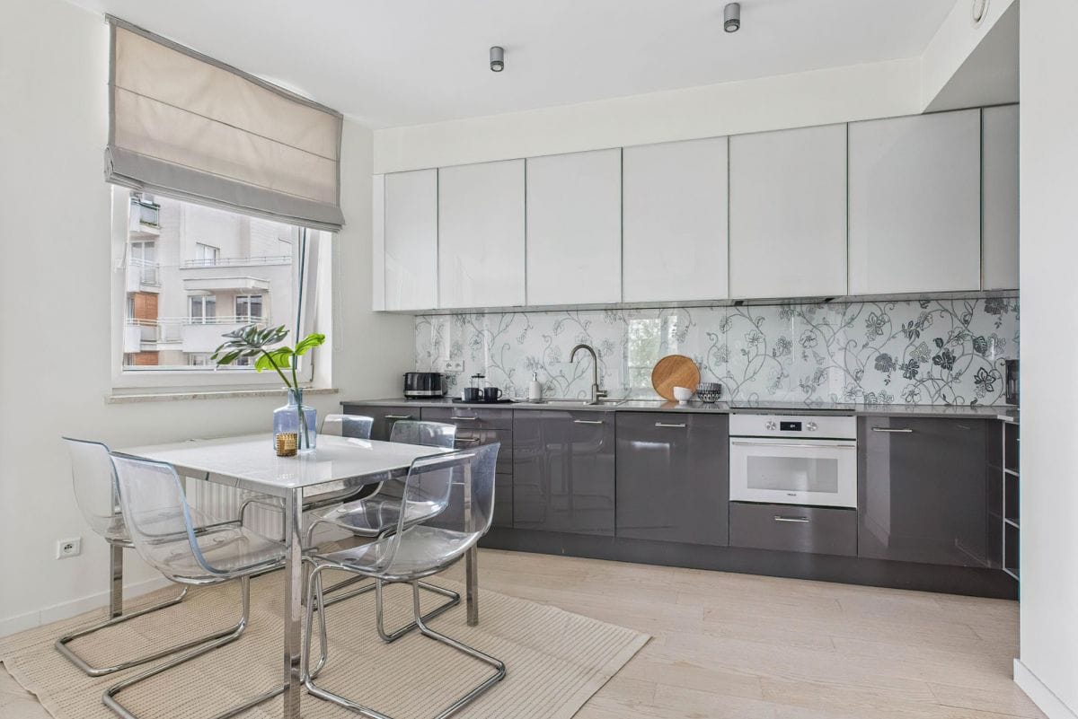 Mieszkanie 2 pokojowe na Sprzedaż