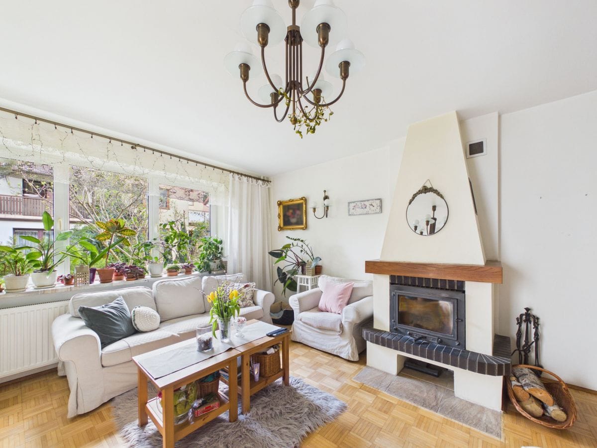 Dom 10 pokojowe na Sprzedaż