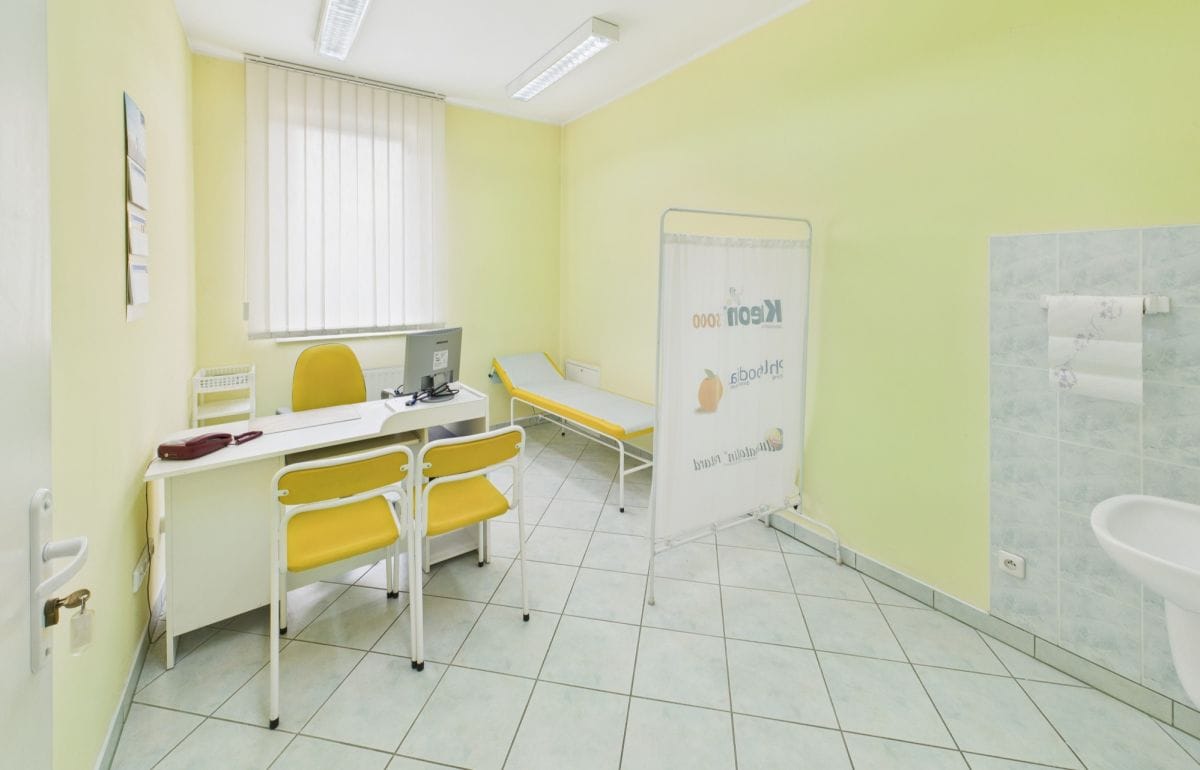 Lokal użytkowy  pokojowe na Sprzedaż