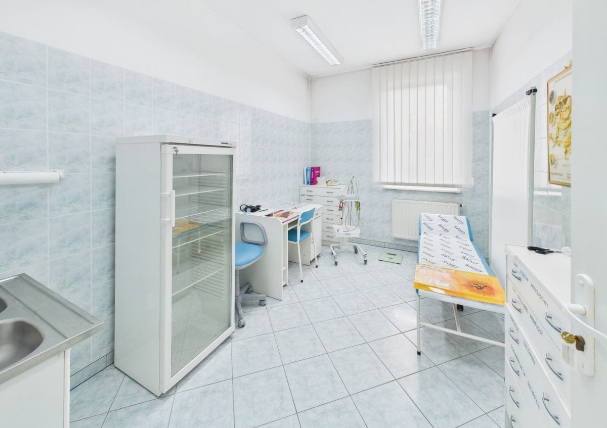 Lokal użytkowy  pokojowe na Sprzedaż