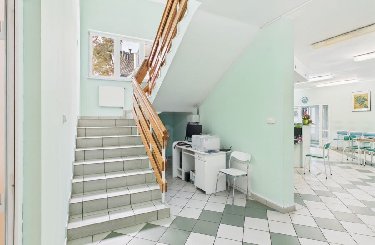 Lokal użytkowy  pokojowe na Sprzedaż