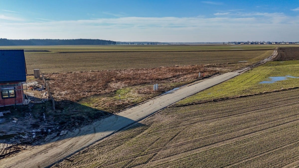 Działka  pokojowe na Sprzedaż