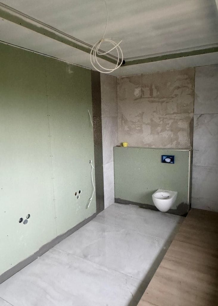 Dom 8 pokojowe na Sprzedaż