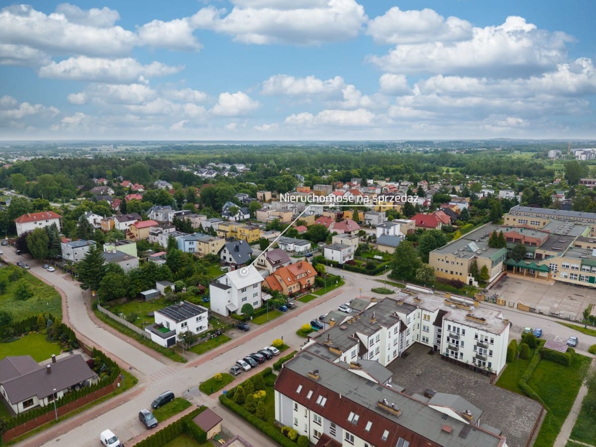 Dom 8 pokojowe na Sprzedaż
