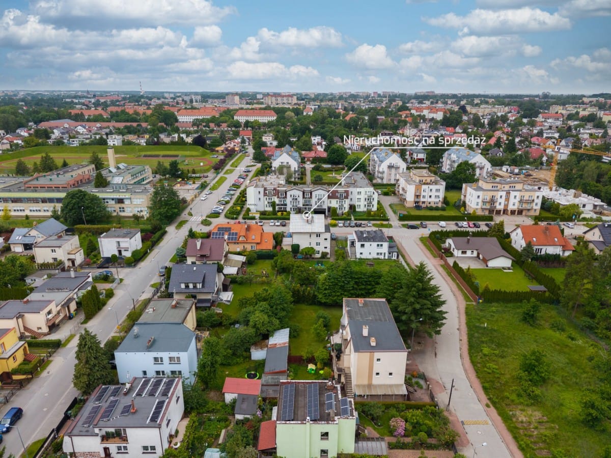 Dom 8 pokojowe na Sprzedaż
