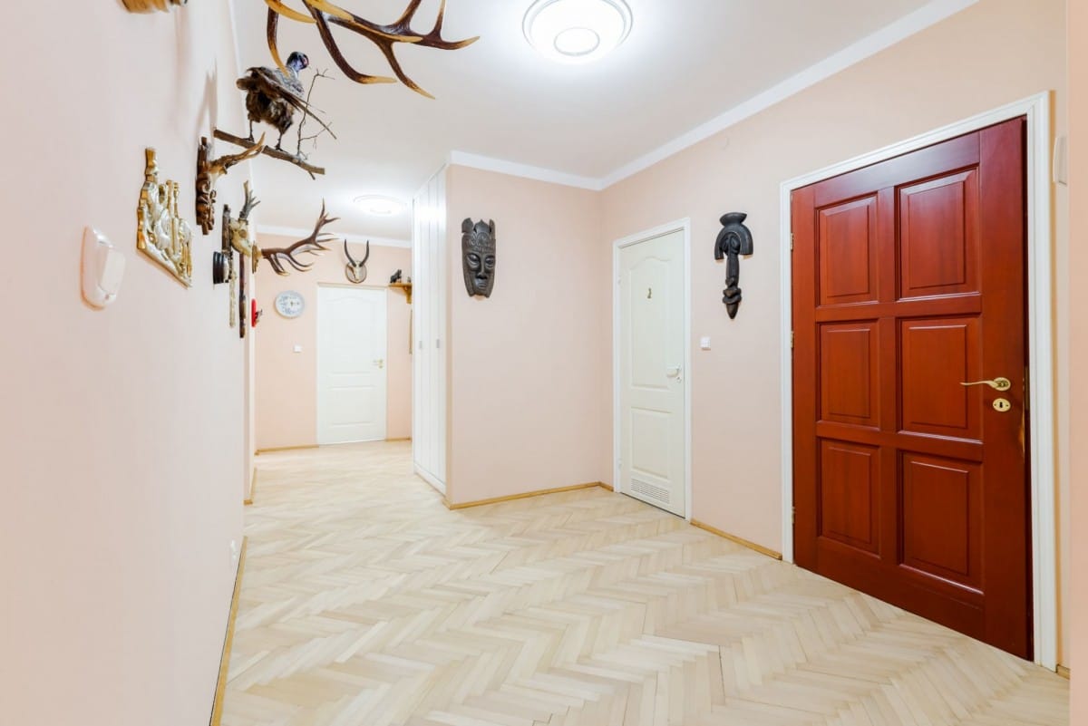 Dom  pokojowe na Sprzedaż