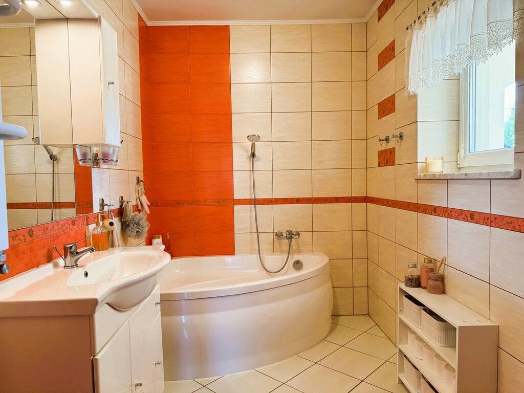 Dom 6 pokojowe na Sprzedaż