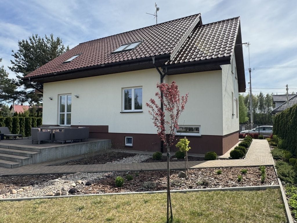 Dom 6 pokojowe na Sprzedaż