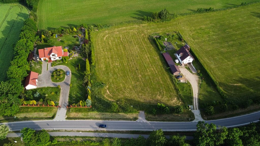 Działka  pokojowe na Sprzedaż