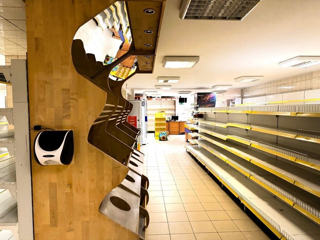 Lokal użytkowy  pokojowe na Sprzedaż