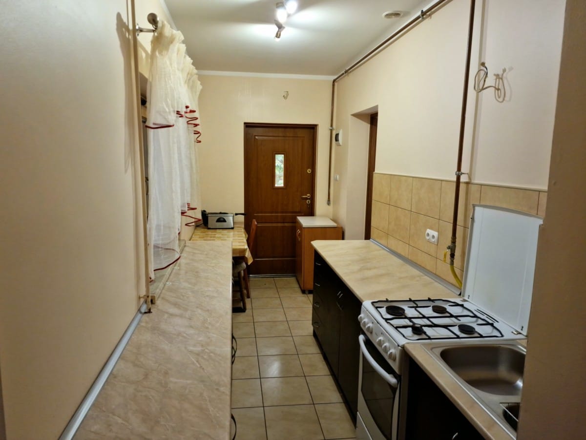 Lokal użytkowy  pokojowe na Sprzedaż
