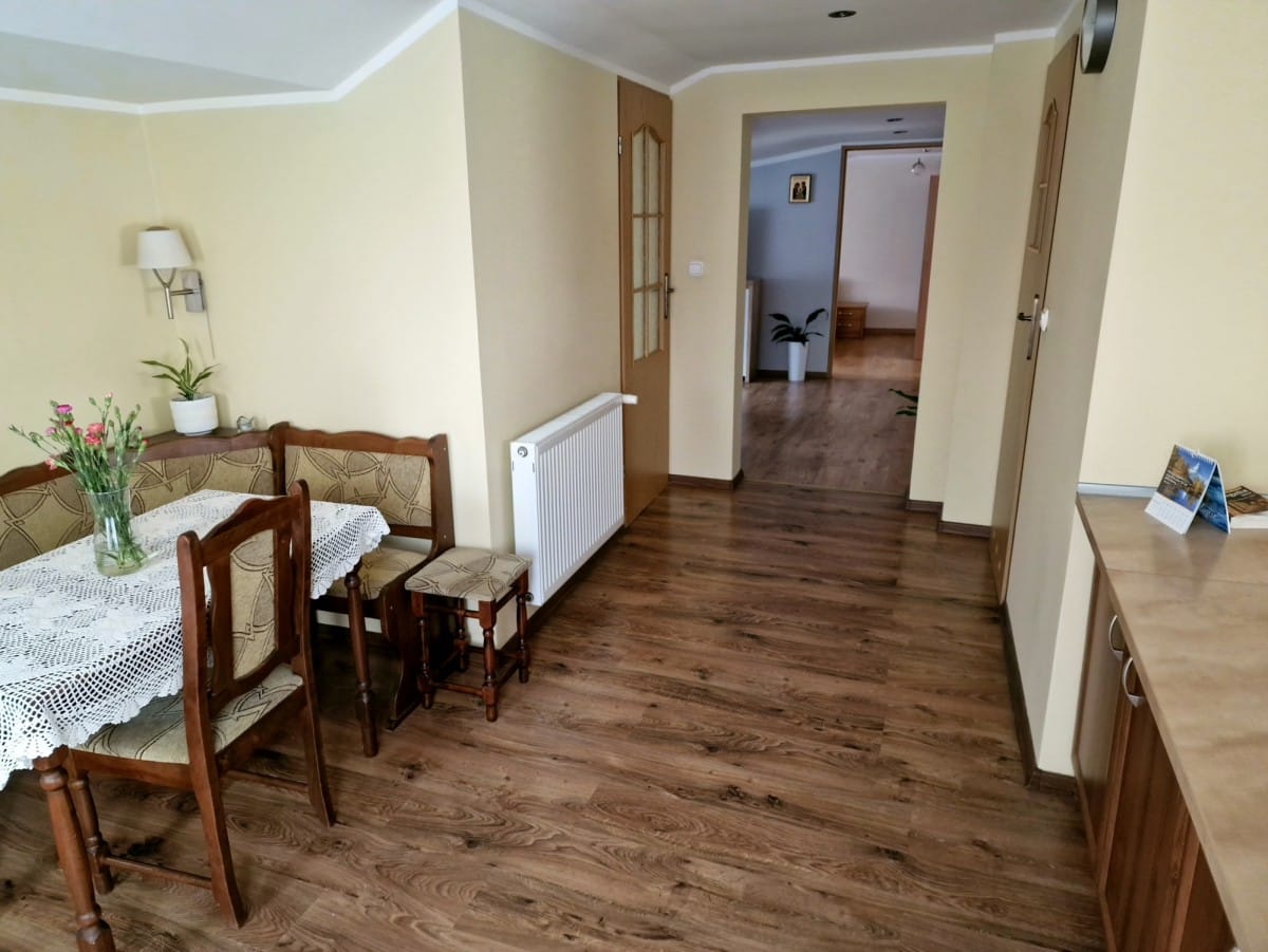 Lokal użytkowy  pokojowe na Sprzedaż