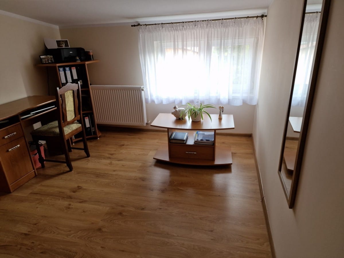 Mieszkanie 13 pokojowe na Sprzedaż