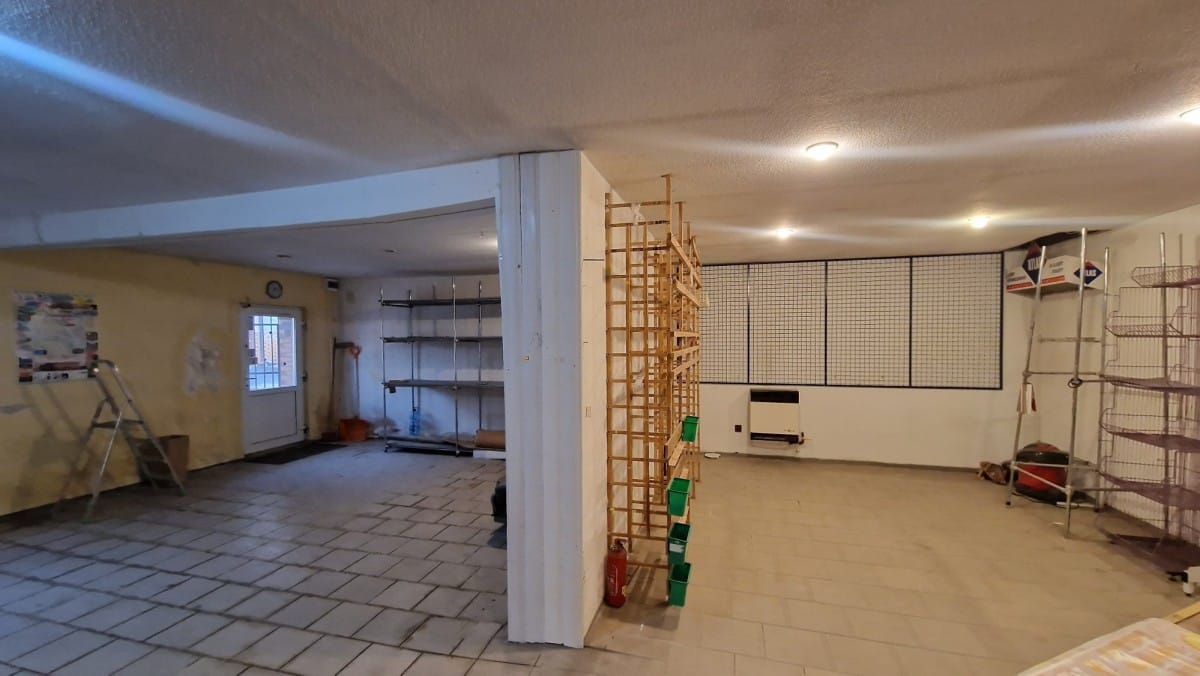 Lokal użytkowy  pokojowe na Sprzedaż