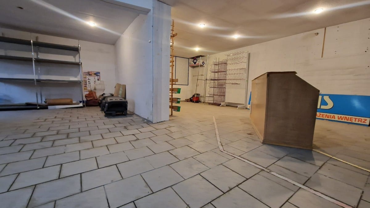 Lokal użytkowy  pokojowe na Sprzedaż