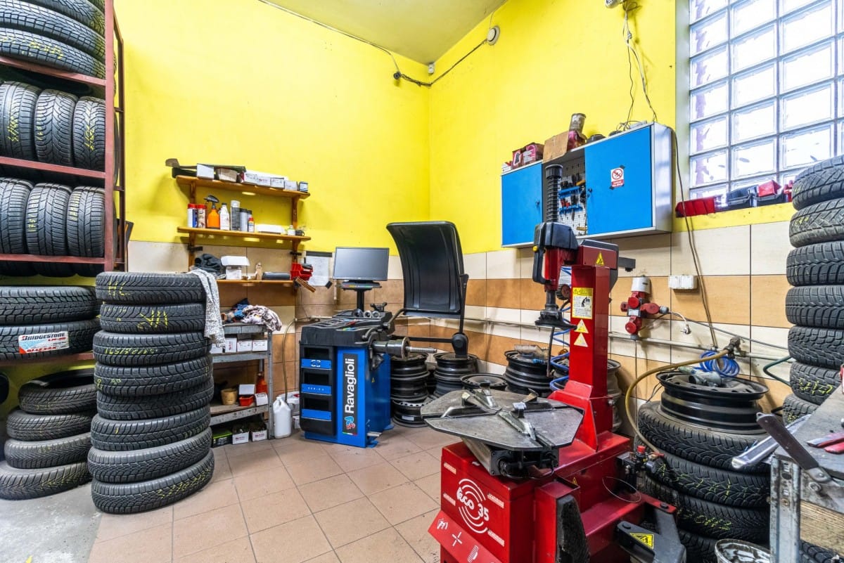 Lokal użytkowy  pokojowe na Sprzedaż