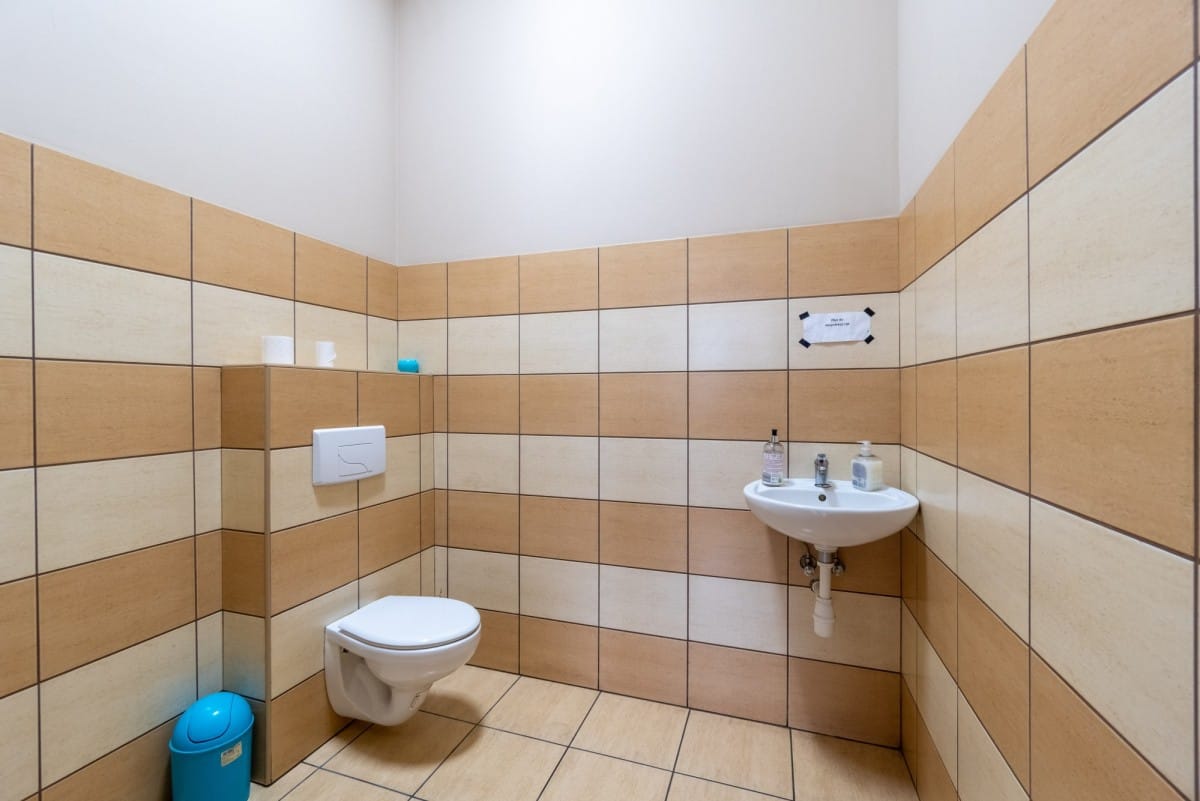 Lokal użytkowy  pokojowe na Sprzedaż
