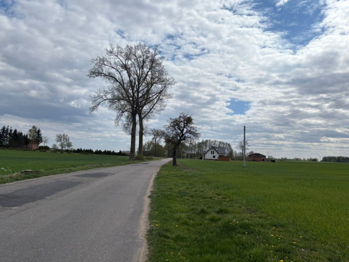 Działka  pokojowe na Sprzedaż