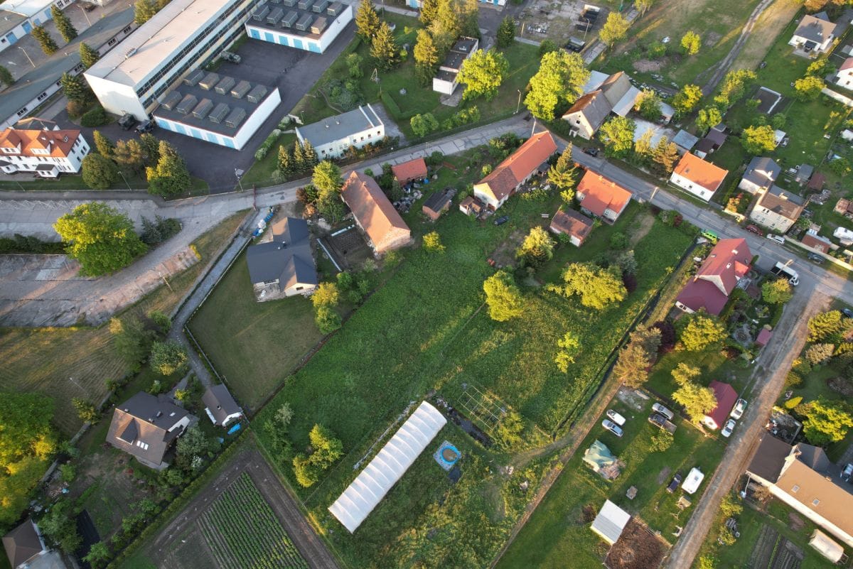 Działka  pokojowe na Sprzedaż
