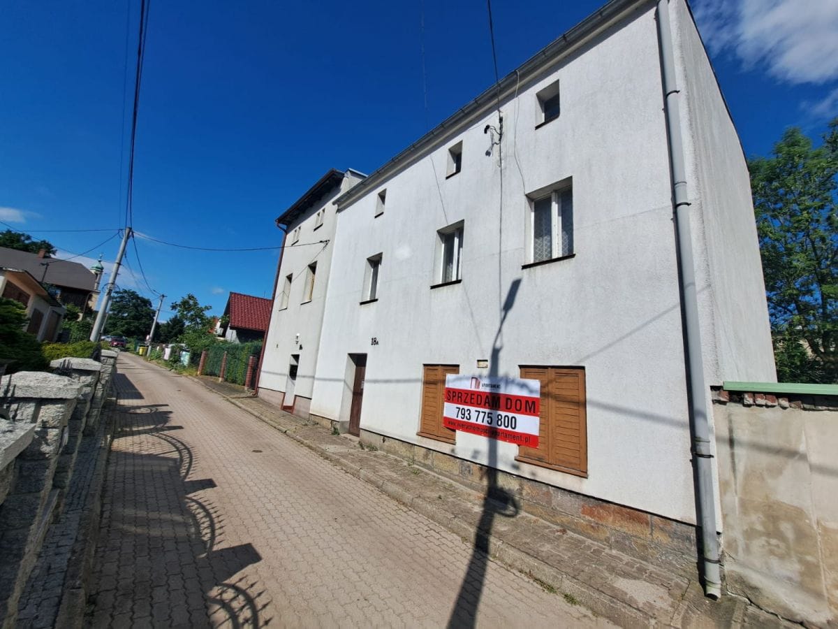 Dom 5 pokojowe na Sprzedaż