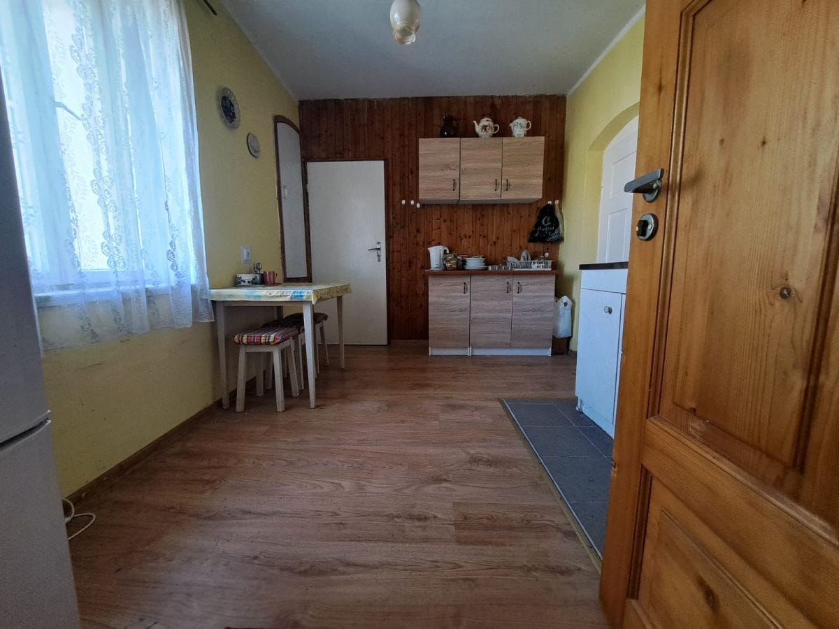 Dom 5 pokojowe na Sprzedaż