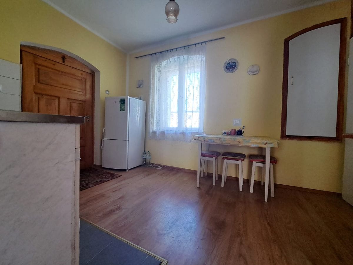 Dom 5 pokojowe na Sprzedaż