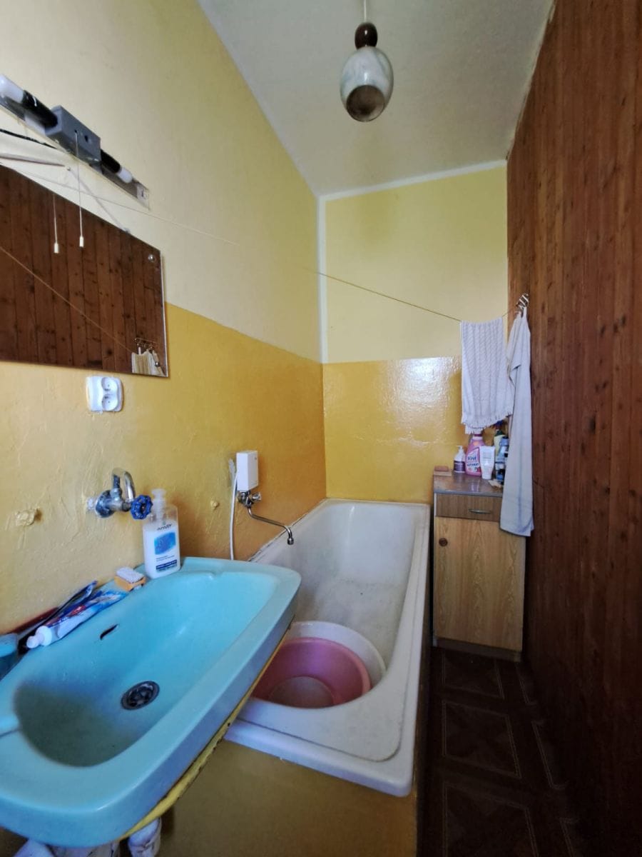 Dom 5 pokojowe na Sprzedaż