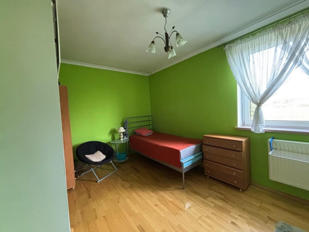 Dom 5 pokojowe na Sprzedaż