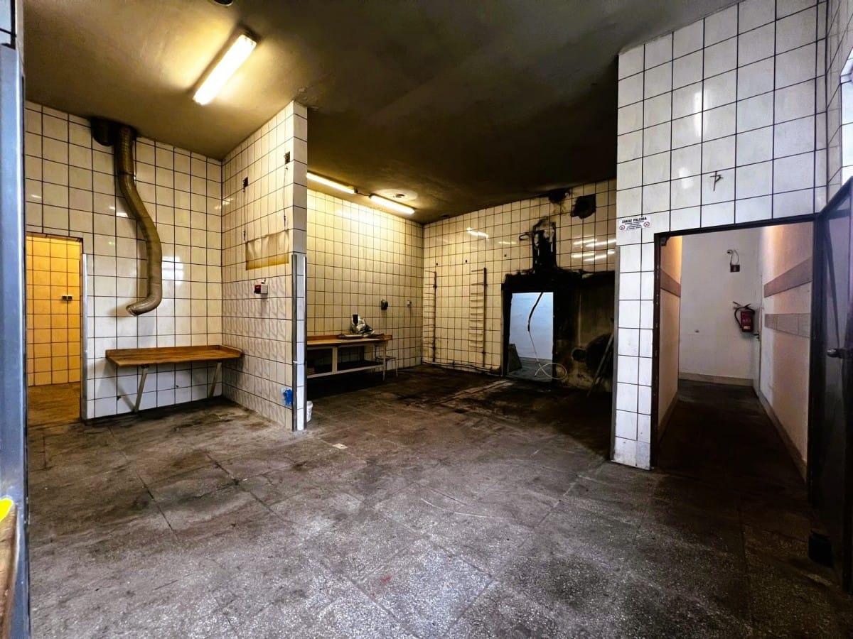 Lokal użytkowy  pokojowe na Sprzedaż